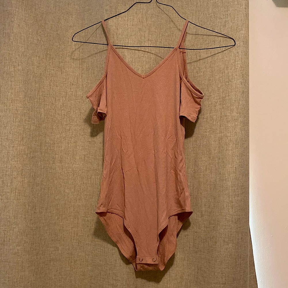 American Eagle, rose pink body suit